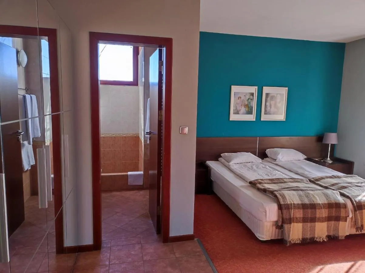 בנסקו Hotel Famil - Adults Only