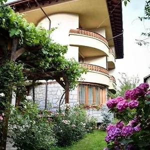 Hotel Lina